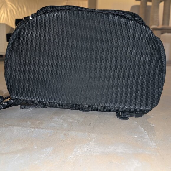 HD Computer Backpack - Picture 9 of 15